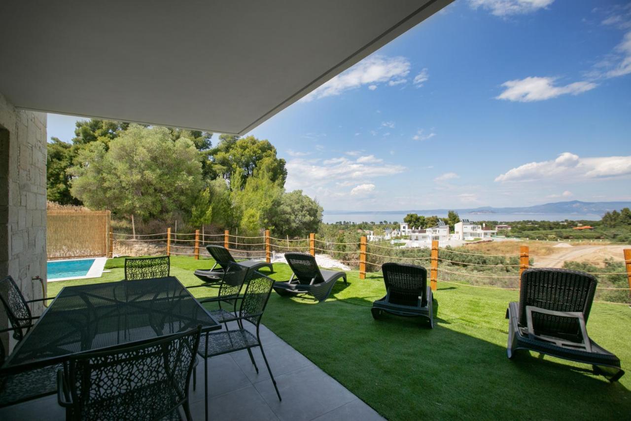 The Euphoria Club Luxury Villas Пефкохори Екстериор снимка