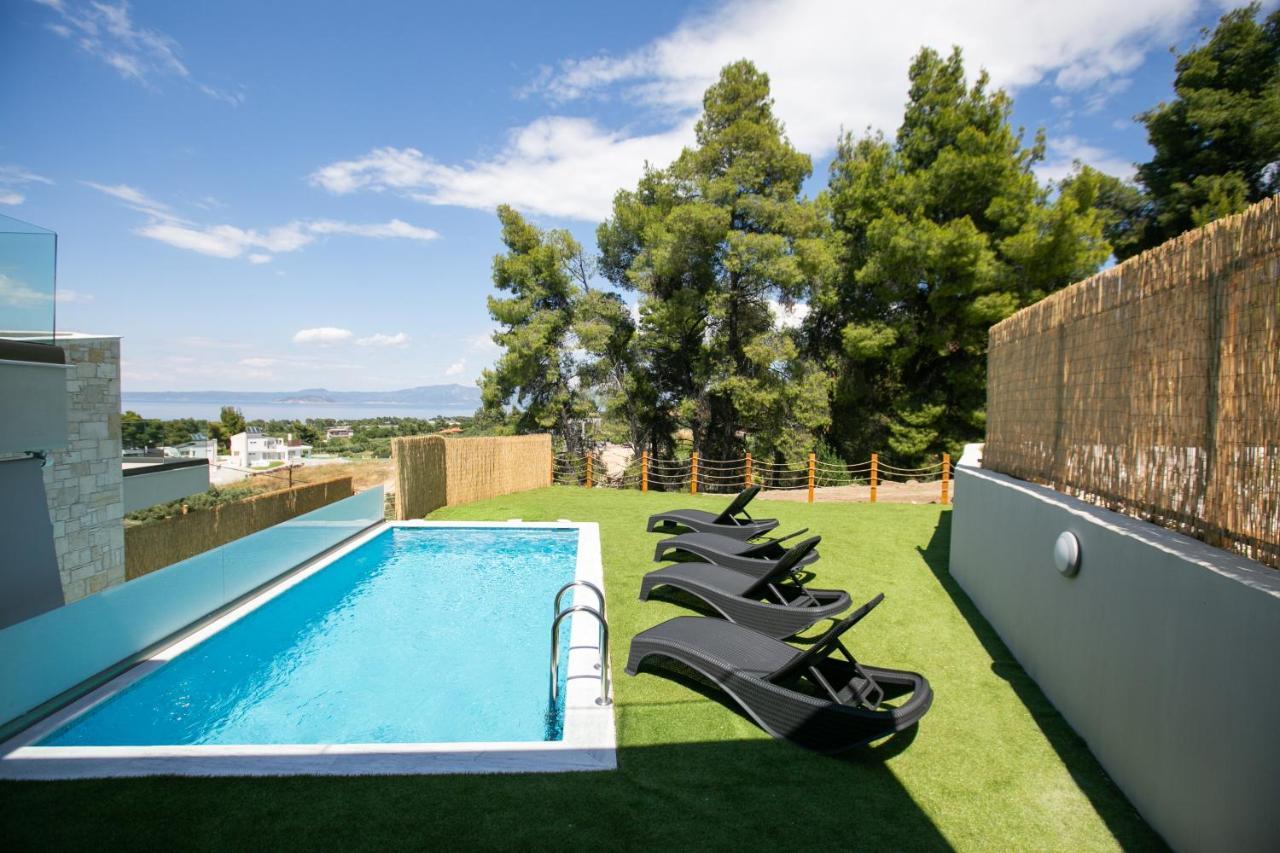 The Euphoria Club Luxury Villas Пефкохори Екстериор снимка